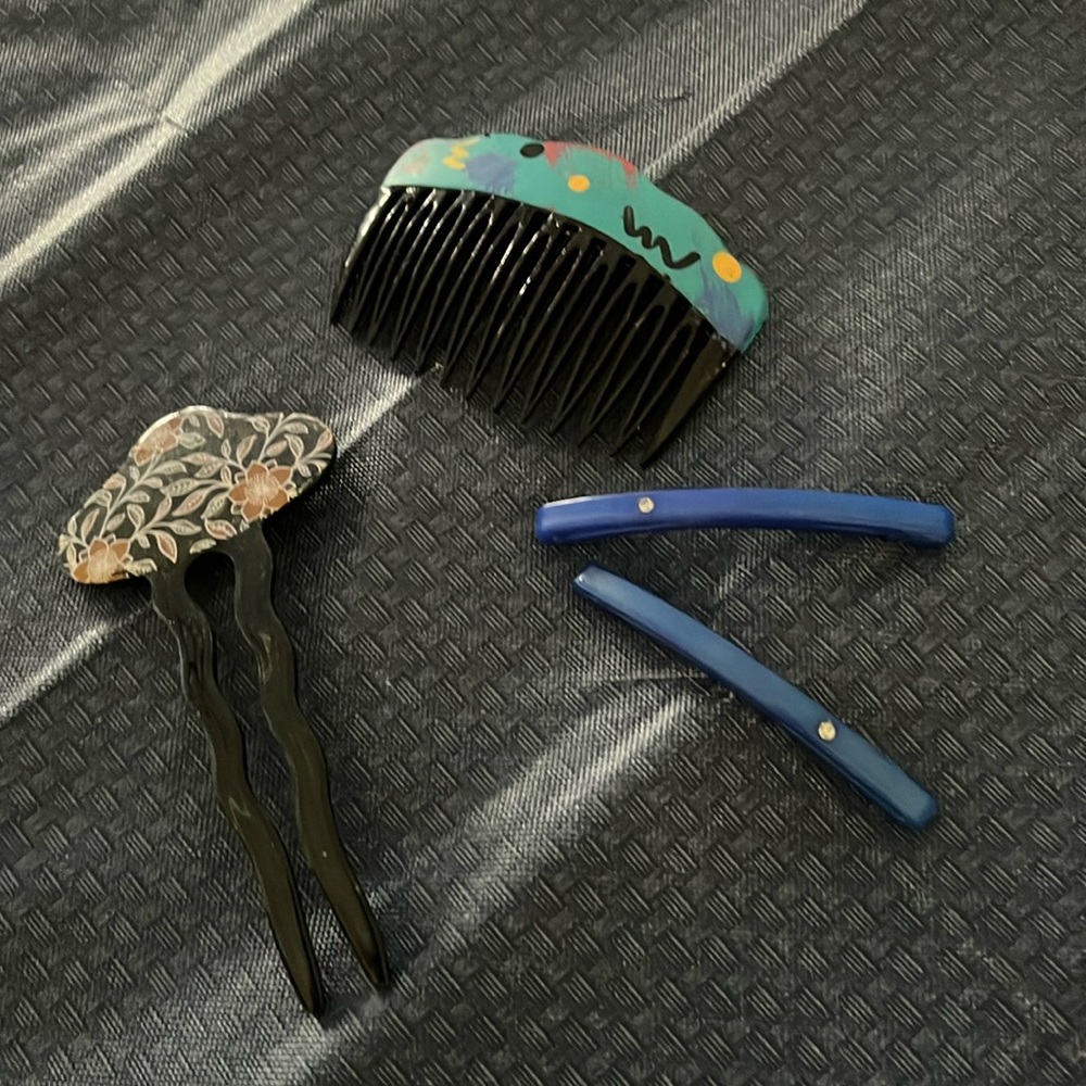 Floral Hair Comb and Blue Hair Clip Set vintage about 25 yo